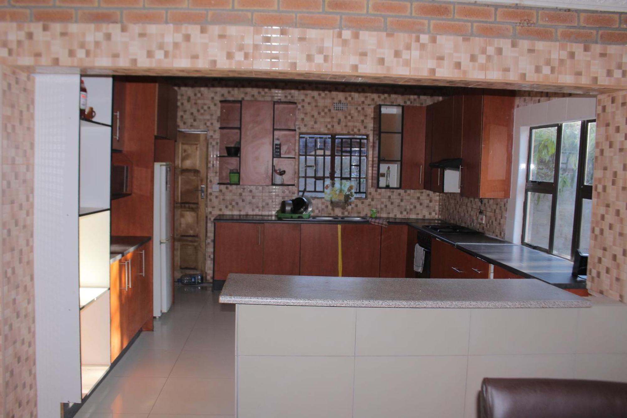 Global Guest House Касане Екстериор снимка